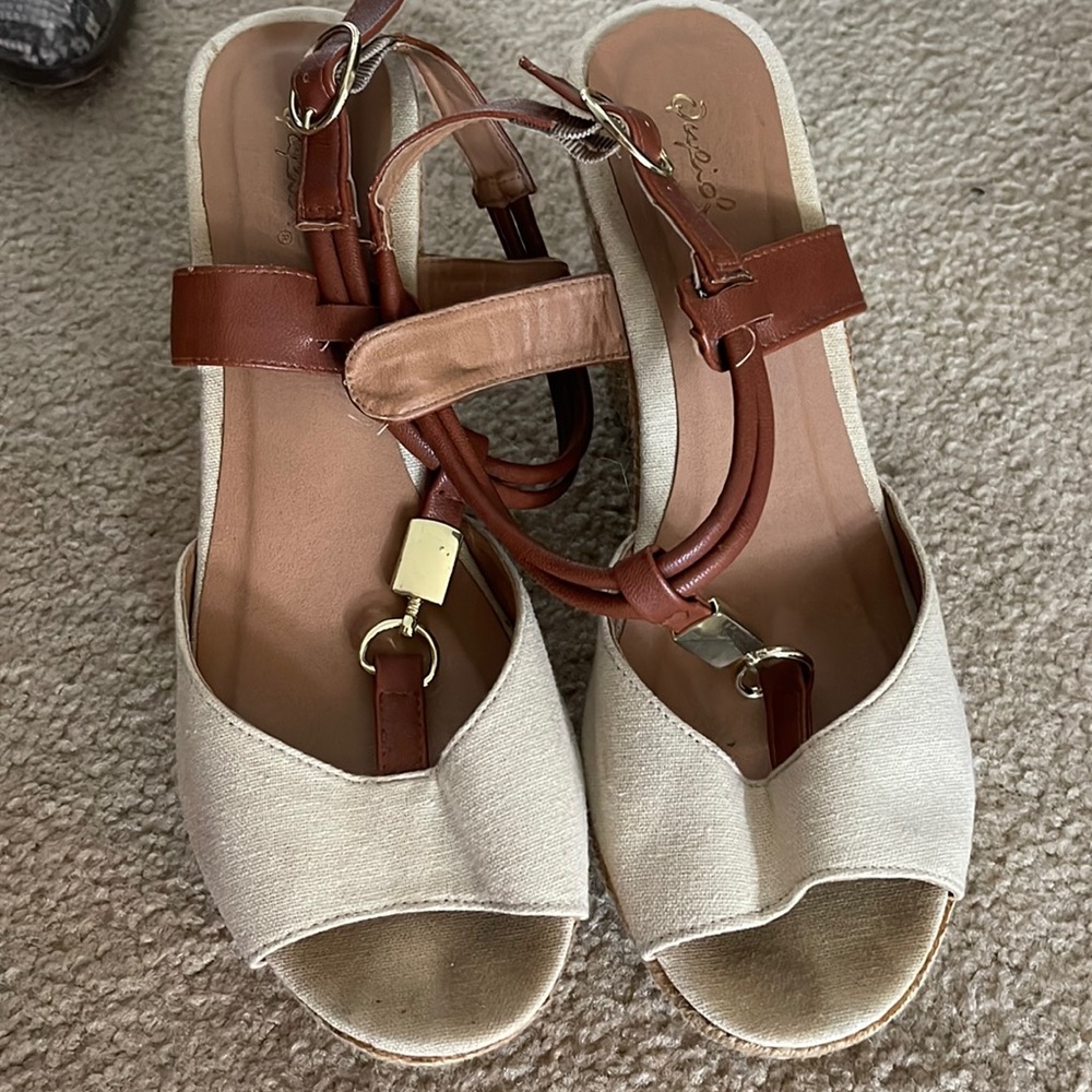 Quipid summer wedges